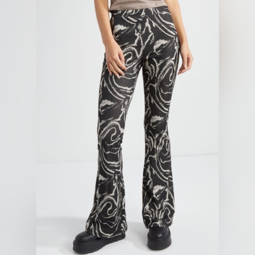 Swirl print bell bottom flare pants